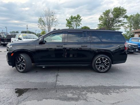 Used 2021 Chevrolet Suburban RST w/ Luxury Package AWD/4WD image 6