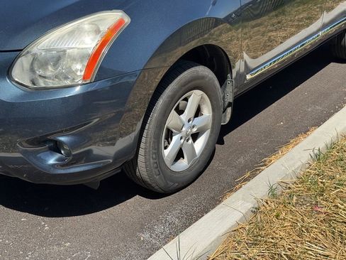 Used 2012 Nissan Rogue S w/ Special Edition Pkg AWD/4WD image 3