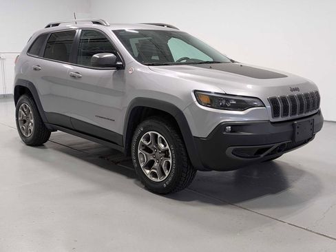 Used 2021 Jeep Cherokee Trailhawk AWD/4WD image 6