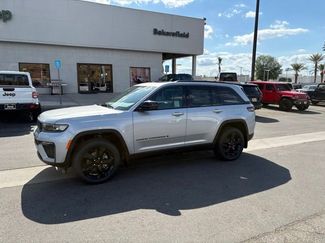 New 2026 Jeep Grand Cherokee Limited w/ Limited Altitude Package RWD video 1