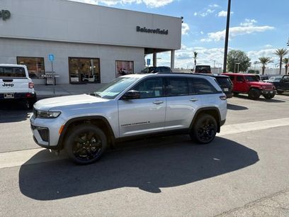 New 2026 Jeep Grand Cherokee Limited w/ Limited Altitude Package