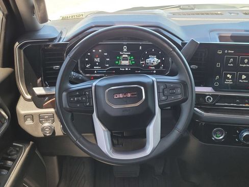 Used 2023 GMC Sierra 1500 SLE AWD/4WD image 12