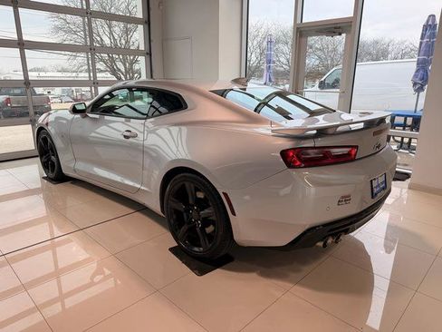 Used 2016 Chevrolet Camaro SS image 4