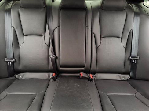Used 2025 Honda Accord Sport image 25