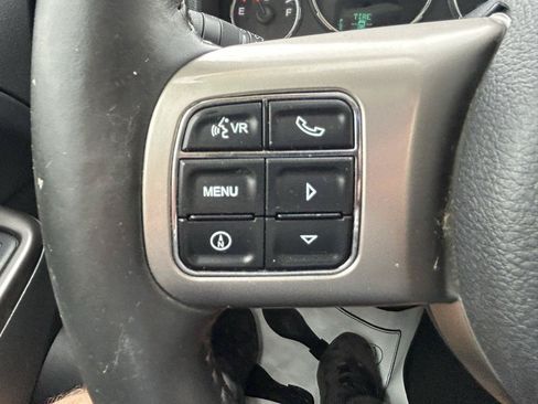 Used 2011 Jeep Liberty Limited Jet AWD/4WD image 19