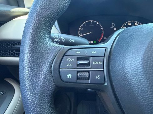 Used 2024 Honda HR-V LX image 27
