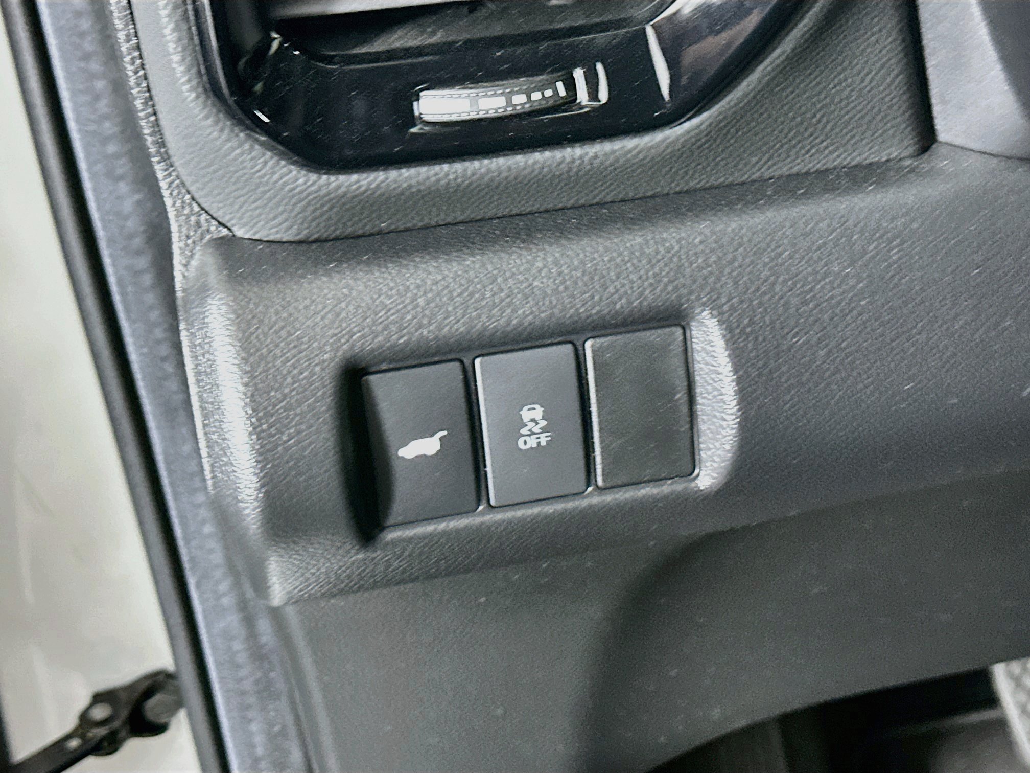 Used 2025 Honda Pilot Touring image 17