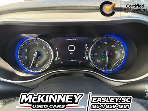 Certified 2023 Chrysler Pacifica Limited w/ S Appearance Package FWD image 58