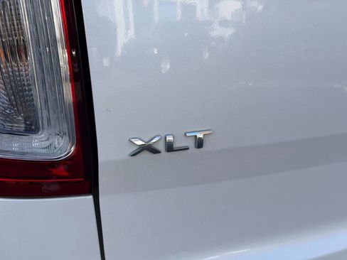 Used 2015 Ford Explorer XLT w/ Equipment Group 202A image 22