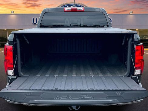Used 2023 Chevrolet Colorado W/T RWD image 18