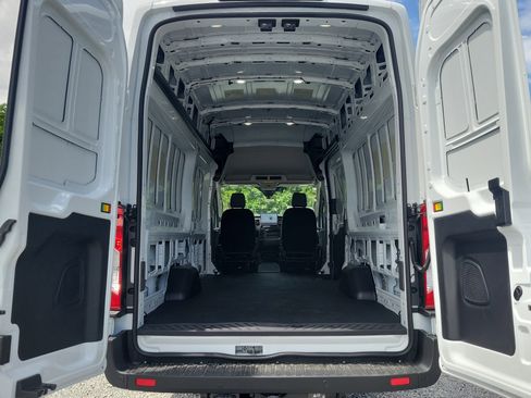 New 2026 Ford Transit 250 148 High Roof Extended RWD image 10