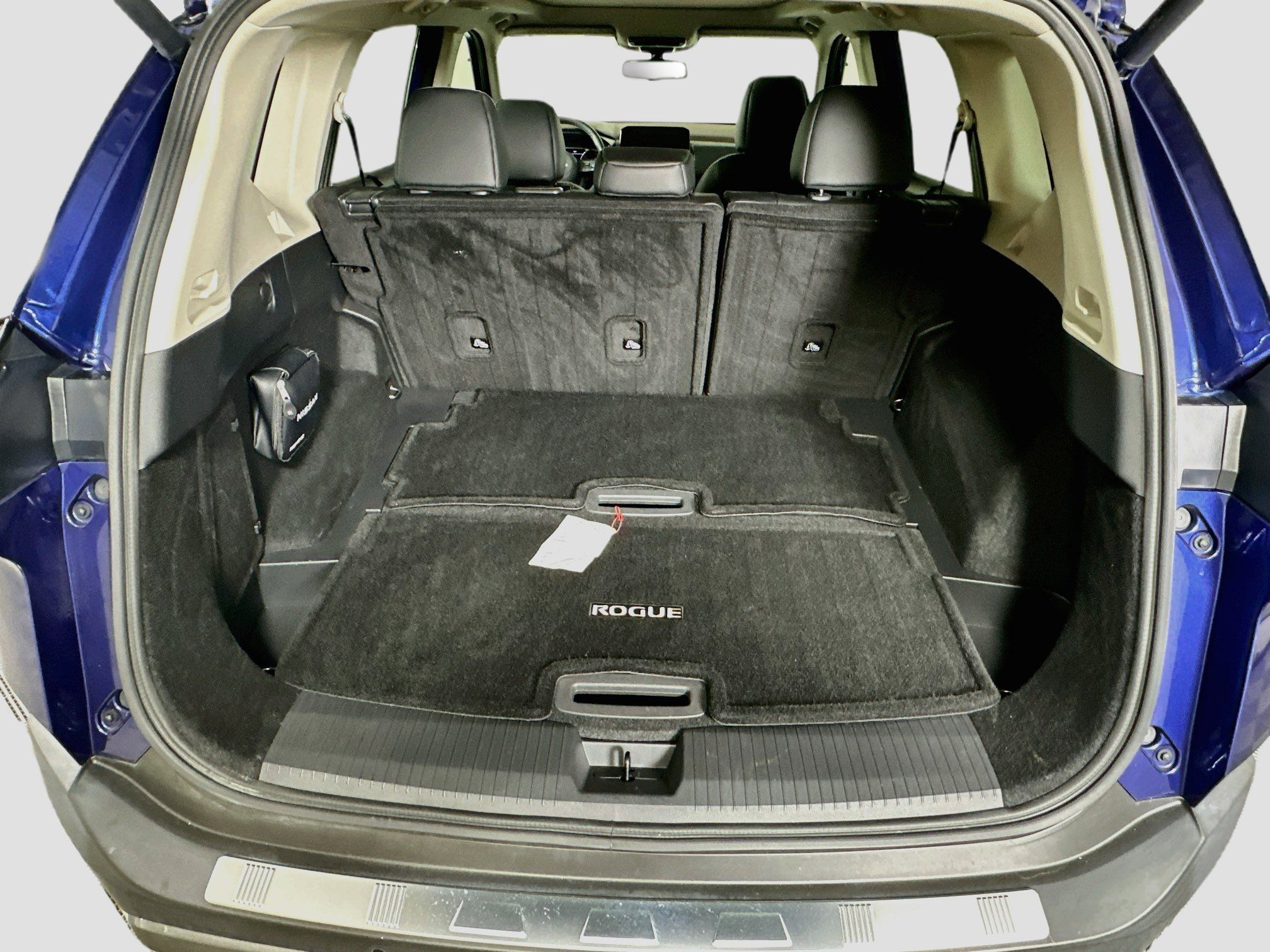 Used 2023 Nissan Rogue SL w/ SL Premium Package FWD image 29