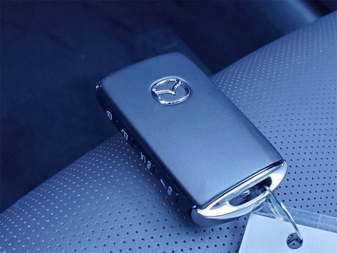 New 2025 MAZDA CX-30 AWD 2.5 S w/ Premium Package image 28