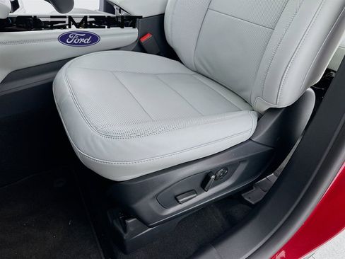 New 2026 Ford Explorer Platinum AWD/4WD image 27