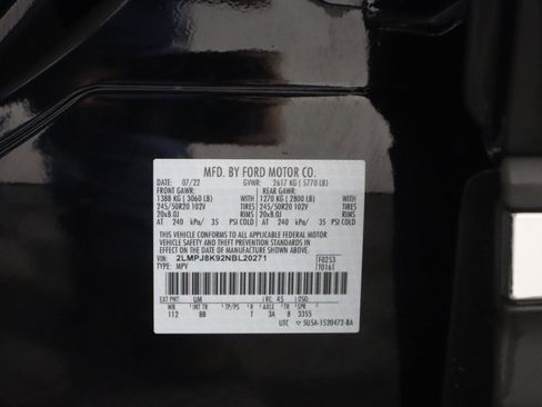 Used 2022 Lincoln Nautilus Reserve w/ Monochromatic Package image 57