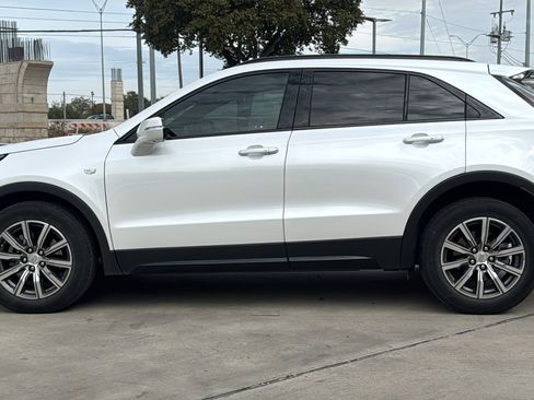 Used 2022 Cadillac XT4 Sport image 4