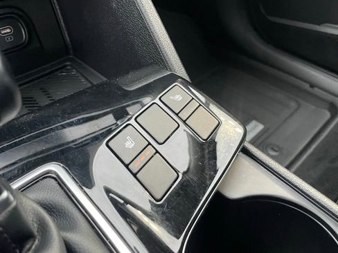 Certified 2025 Kia Sportage EX w/ Premium Package FWD image 19