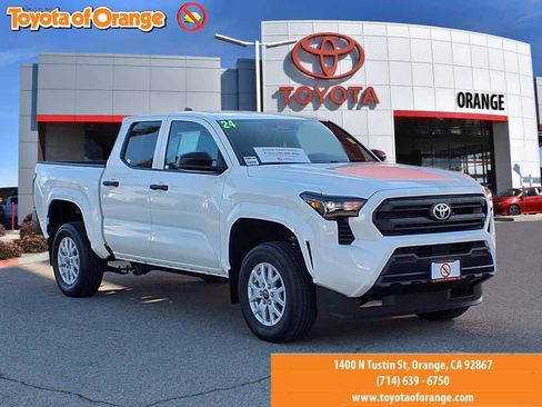 Certified 2024 Toyota Tacoma SR image 1