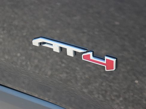 Used 2023 GMC Acadia AT4 AWD/4WD image 10