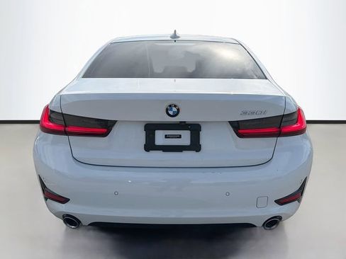 Used 2021 BMW 330i Sedan w/ Premium Package image 4