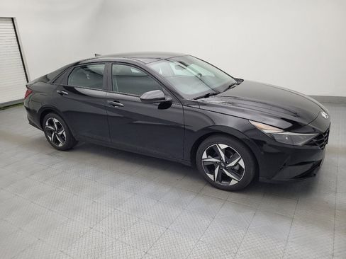 Used 2023 Hyundai Elantra SEL w/ Convenience Package FWD image 11