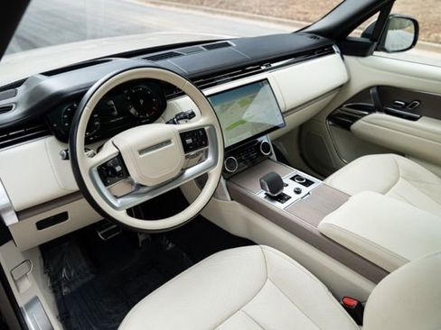 Used 2023 Land Rover Range Rover Long Wheelbase First Edition image 25