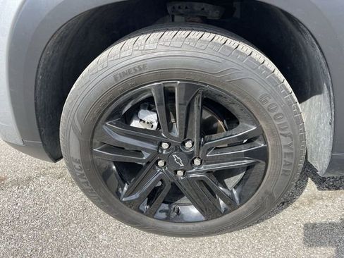 Used 2024 Chevrolet Trax ACTIV w/ Sunroof Package FWD image 10