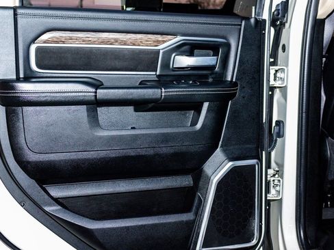 Used 2021 RAM 3500 Laramie image 27