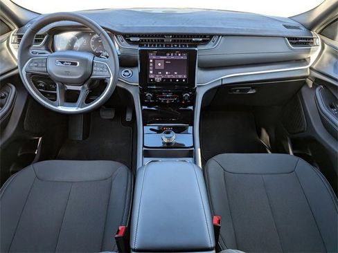 New 2025 Jeep Grand Cherokee Laredo X image 15