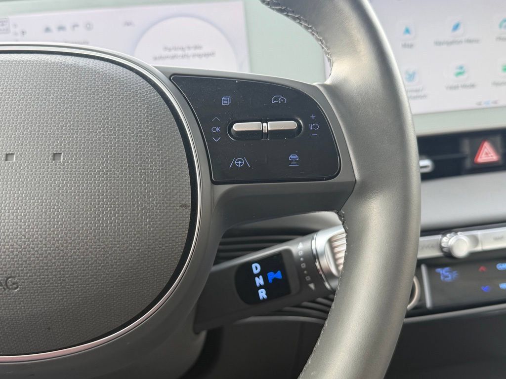Certified 2024 Hyundai Ioniq 5 Limited RWD image 30
