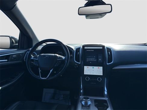 Used 2022 Ford Edge ST image 14
