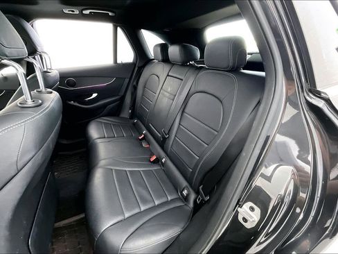 Used 2022 Mercedes-Benz GLC 300 GLC 300 image 34