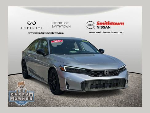 Used 2025 Honda Civic Sport image 1
