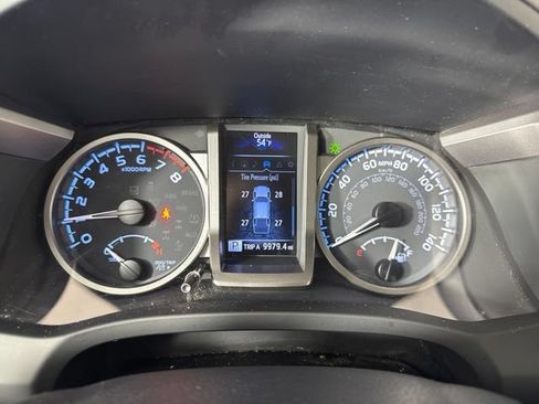 Used 2023 Toyota Tacoma Limited w/ Truck Exterior Package (TMS) AWD/4WD image 16
