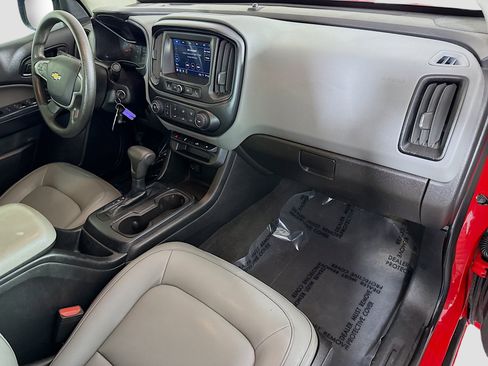 Used 2019 Chevrolet Colorado W/T w/ Custom Special Edition image 28