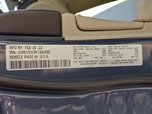 Used 2021 Jeep Grand Cherokee Overland image 31