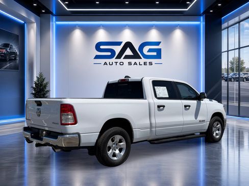 Used 2023 RAM 1500 Big Horn AWD/4WD image 4