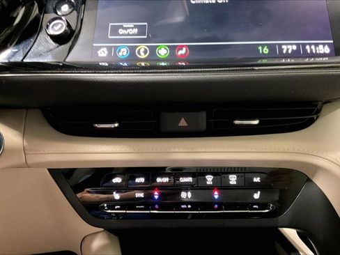 Used 2023 Buick Envision Preferred AWD/4WD image 32
