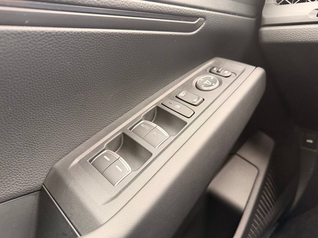 New 2026 Honda Accord LX image 12