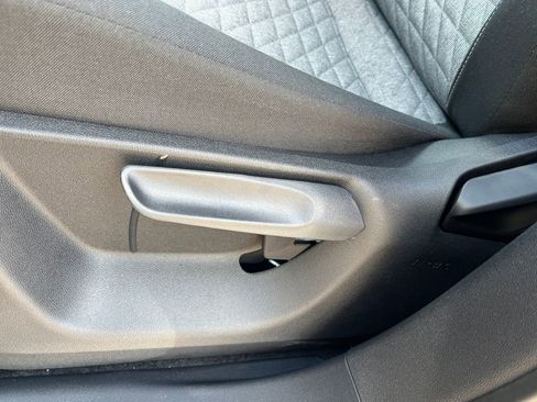 New 2025 Volkswagen Tiguan S image 7