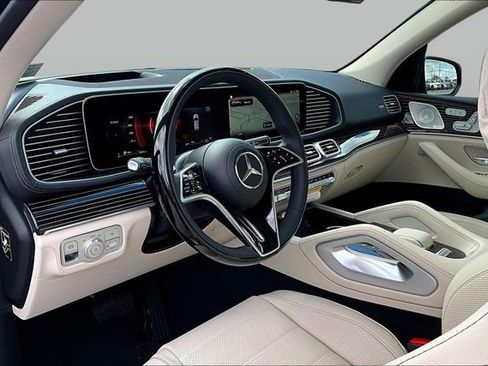New 2026 Mercedes-Benz GLE 580 4MATIC image 8