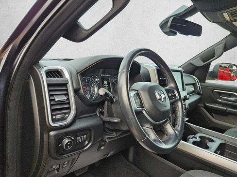 Used 2019 RAM 1500 Big Horn image 9