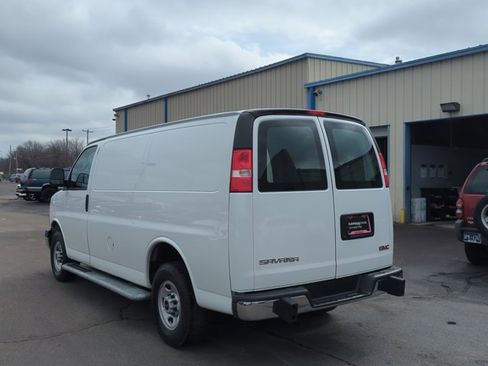 Used 2024 GMC Savana 2500 w/ Driver Convenience Package image 7