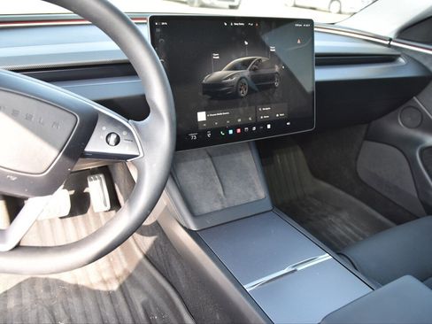 Used 2024 Tesla Model 3 Performance image 8