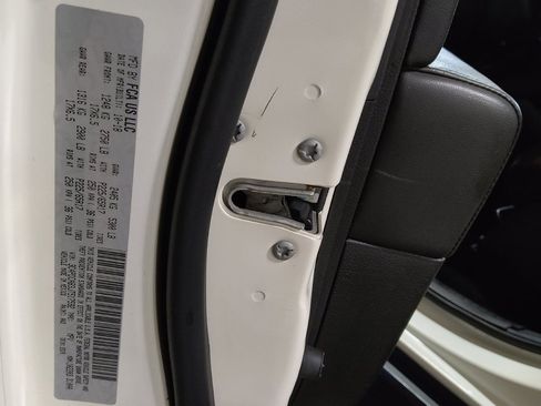 Used 2018 Dodge Journey SE w/ Popular Equipment Group image 33