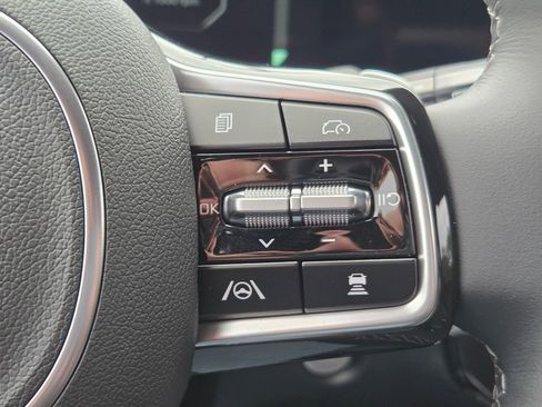 Certified 2025 Kia Sorento SX Prestige AWD/4WD image 26