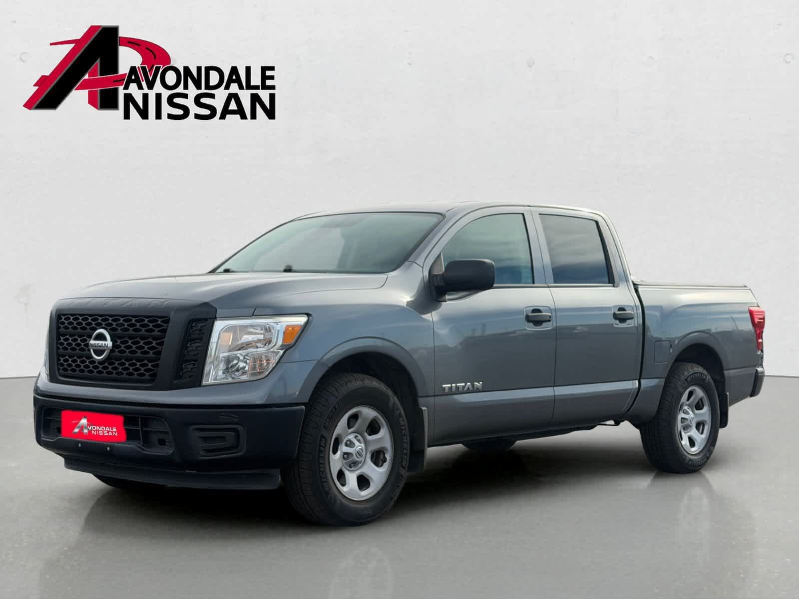 Used 2017 Nissan Titan S RWD image 2