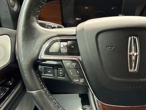 Used 2021 Lincoln Navigator L Reserve AWD/4WD image 35