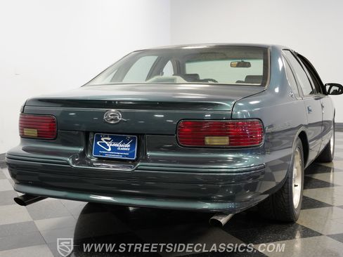 Used 1995 Chevrolet Impala SS image 11