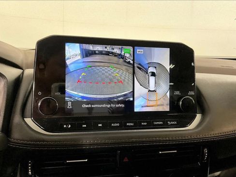 Used 2023 Nissan Rogue SL w/ SL Premium Package FWD image 26